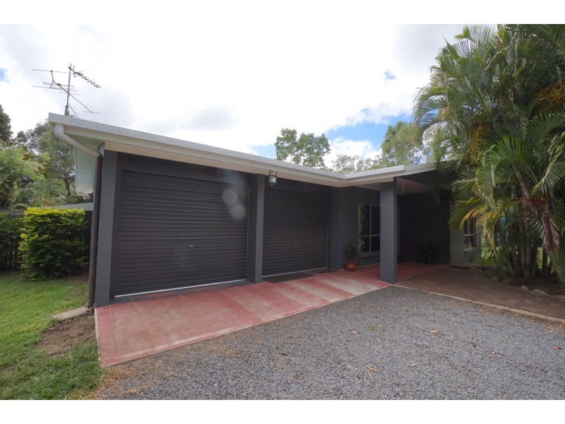 23 Pleasant Close, Mareeba QLD 4880