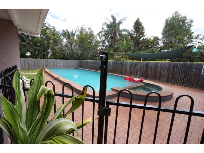 23 Pleasant Close, Mareeba QLD 4880