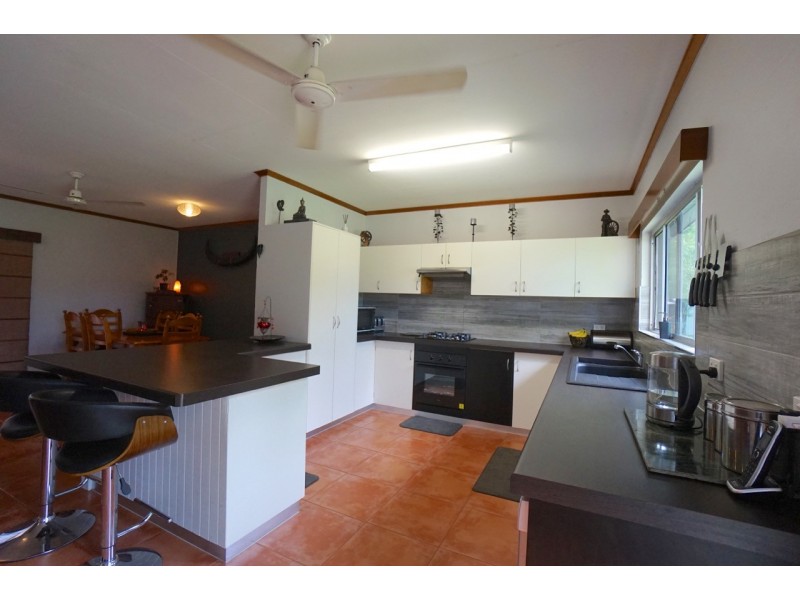 23 Pleasant Close, Mareeba QLD 4880