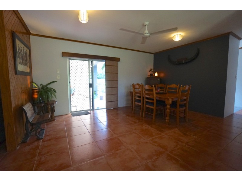 23 Pleasant Close, Mareeba QLD 4880