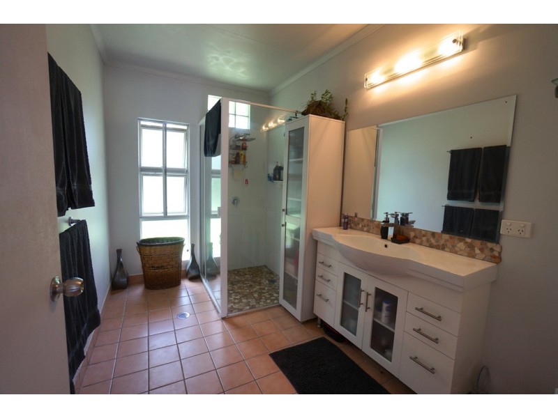 23 Pleasant Close, Mareeba QLD 4880