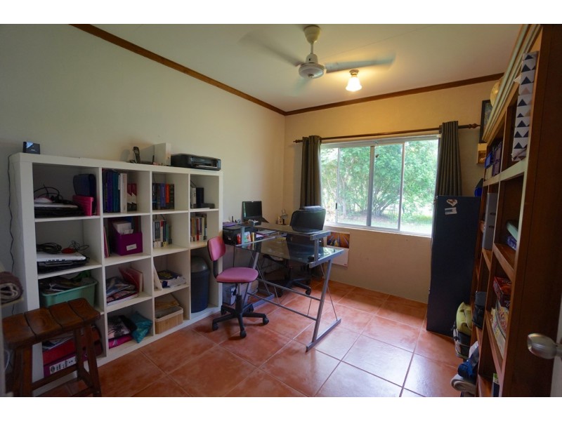 23 Pleasant Close, Mareeba QLD 4880