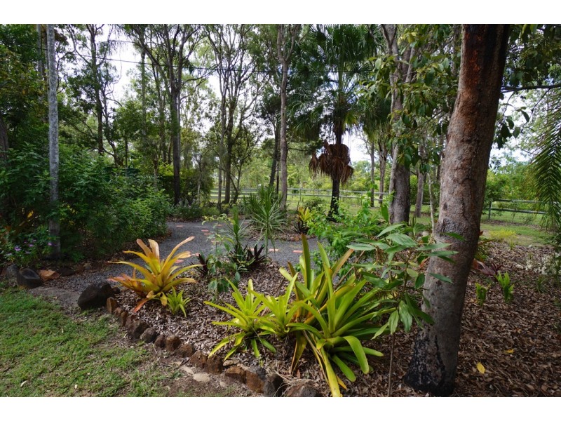 23 Pleasant Close, Mareeba QLD 4880
