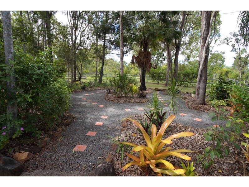 23 Pleasant Close, Mareeba QLD 4880