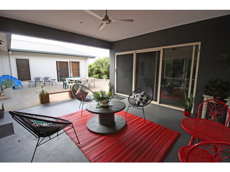 1 Teresa Close, Mareeba QLD 4880