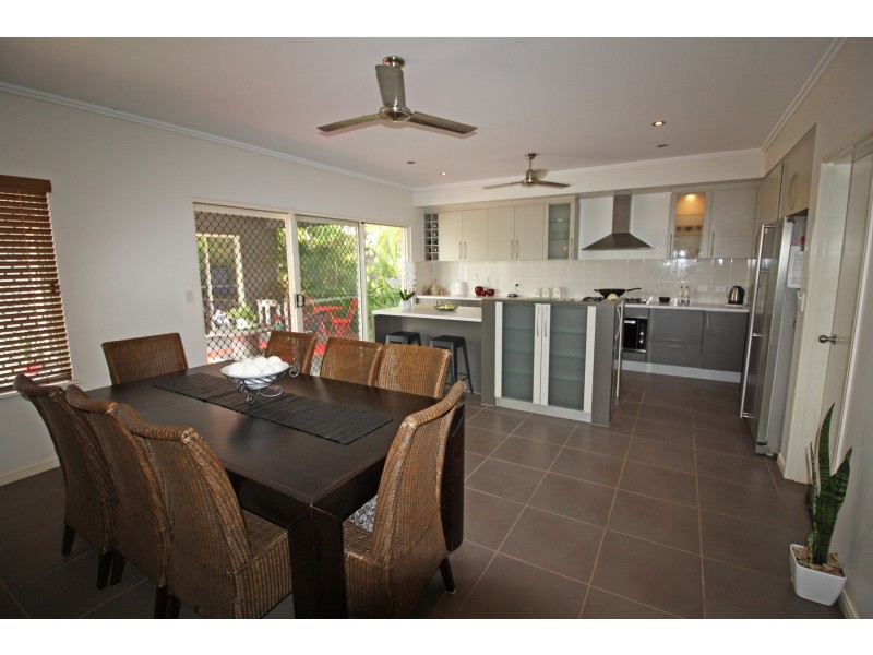 1 Teresa Close, Mareeba QLD 4880