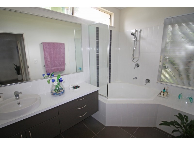 1 Teresa Close, Mareeba QLD 4880