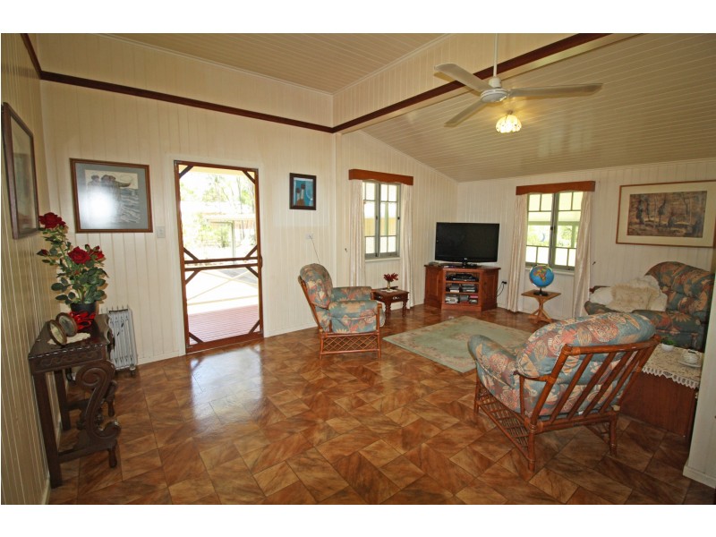 6 Owens Street, Mareeba QLD 4880