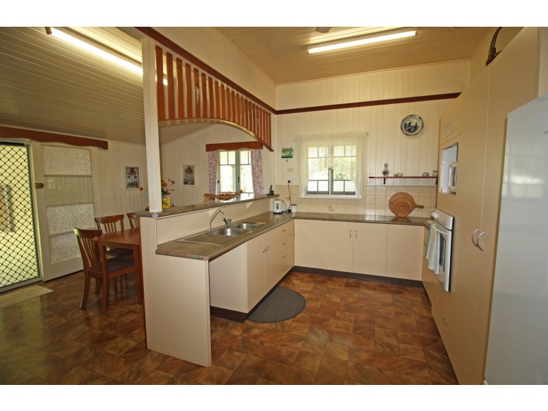 6 Owens Street, Mareeba QLD 4880