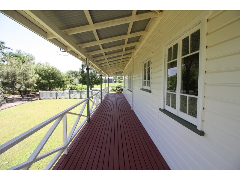 6 Owens Street, Mareeba QLD 4880