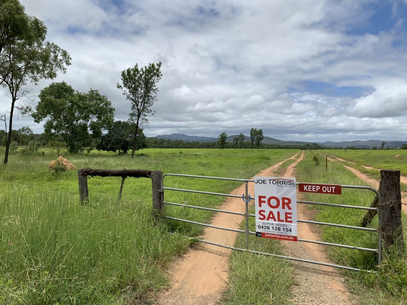 239 Metzger Road, Mutchilba QLD 4872