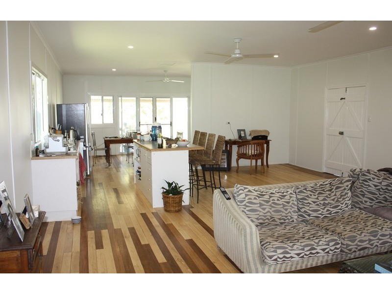 239 Metzger Road, Mutchilba QLD 4872