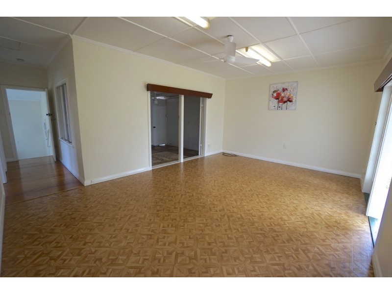 60 Mason Street, Mareeba QLD 4880