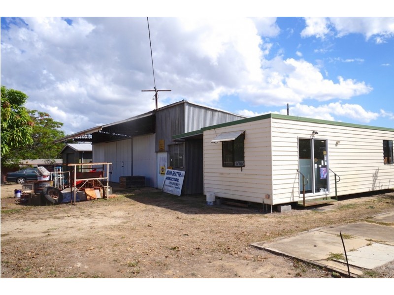 1 Vaughan Street, Mareeba QLD 4880