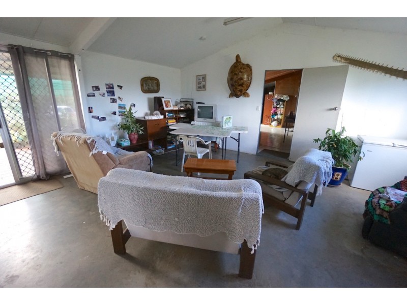 77 Carman Road, Mareeba QLD 4880
