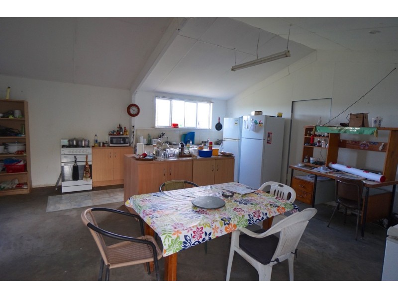 77 Carman Road, Mareeba QLD 4880