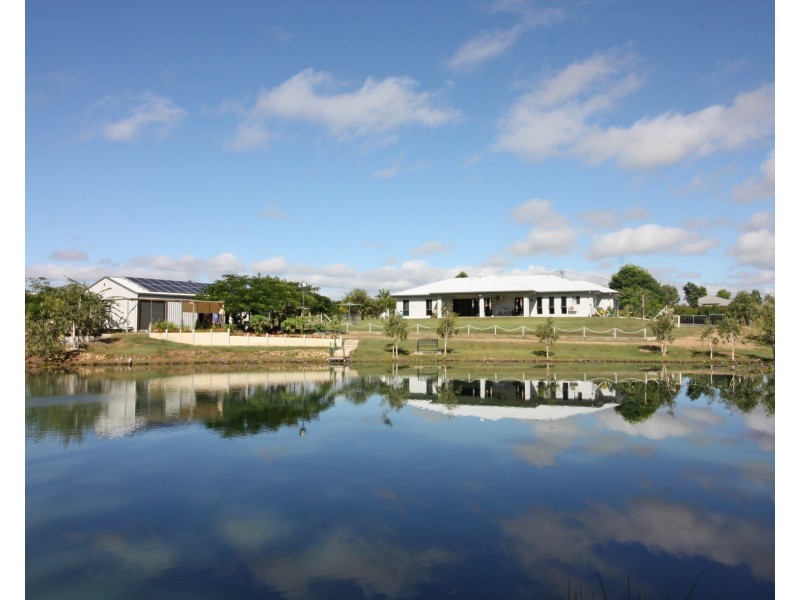 52 Hoolahan Drive, Mareeba QLD 4880