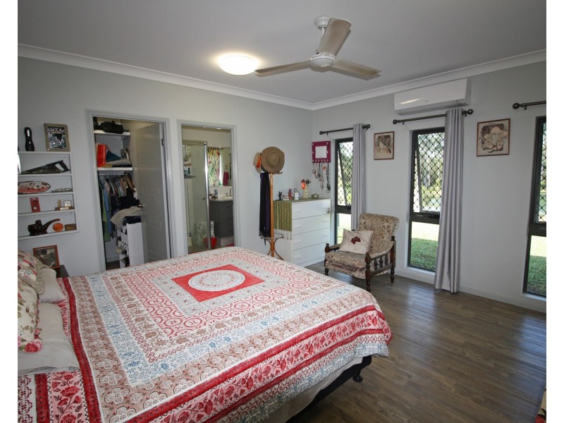 52 Hoolahan Drive, Mareeba QLD 4880