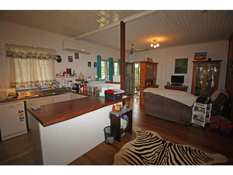 21 Doyle Street, Mareeba QLD 4880