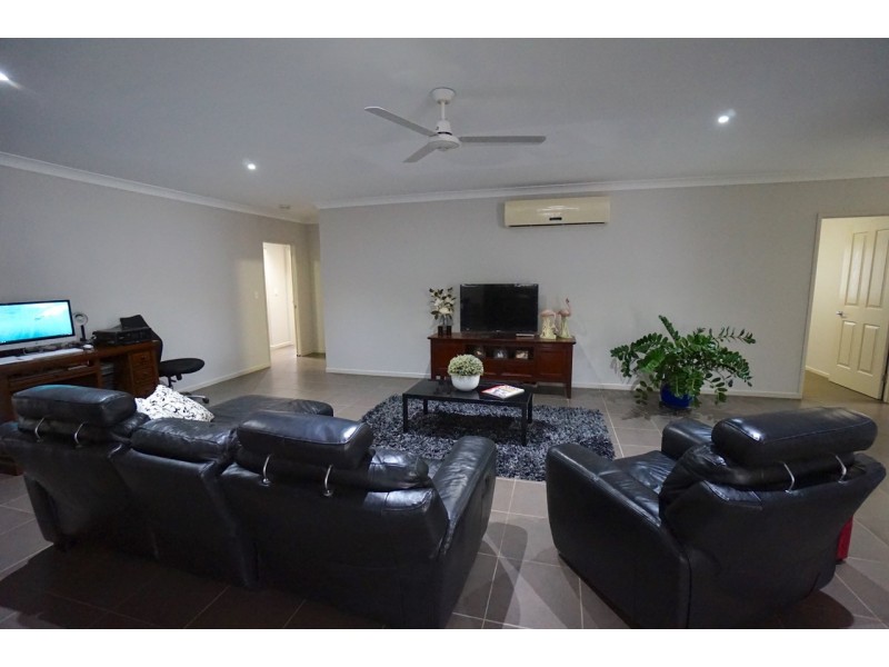 7 Collins Court, Mareeba QLD 4880