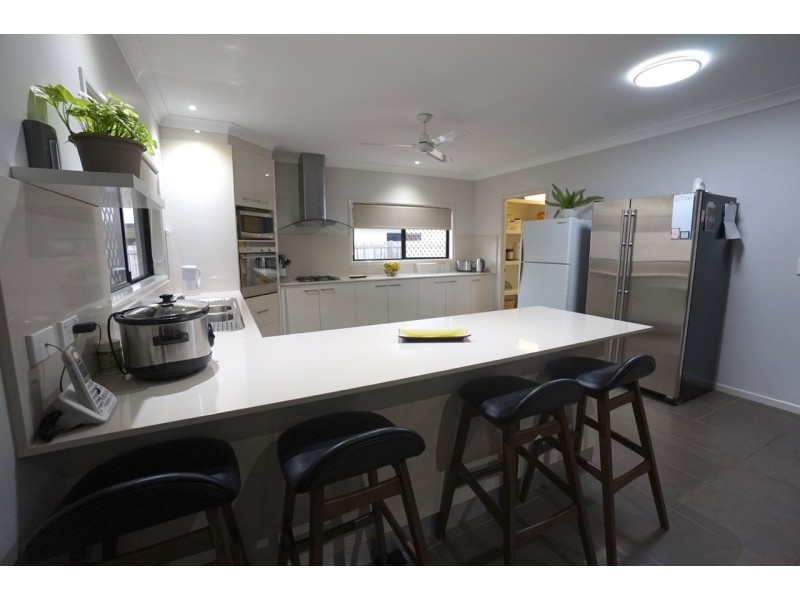 7 Collins Court, Mareeba QLD 4880