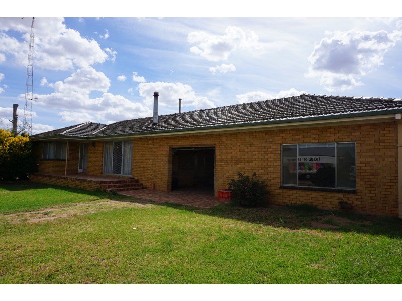 672 Main Canal Road, Coleambally NSW 2707