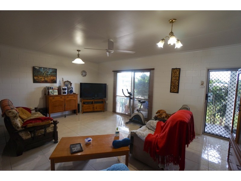 25 Langton Avenue, Mareeba QLD 4880