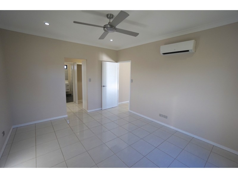 16 Yarrabee Close, Mareeba QLD 4880