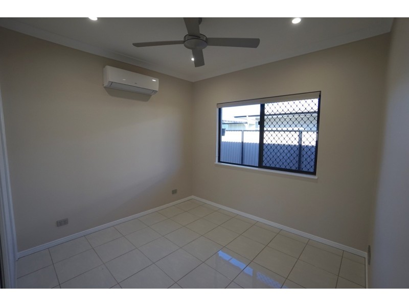 16 Yarrabee Close, Mareeba QLD 4880
