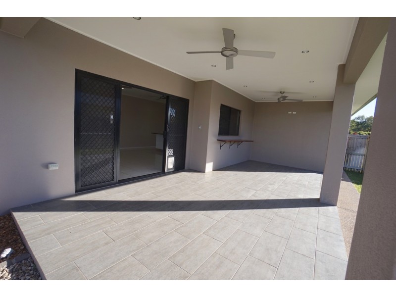 16 Yarrabee Close, Mareeba QLD 4880