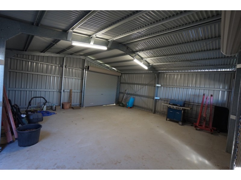 16 Yarrabee Close, Mareeba QLD 4880