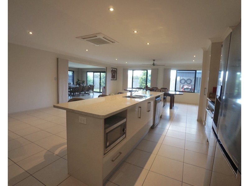 42 Jacana Close, Mareeba QLD 4880
