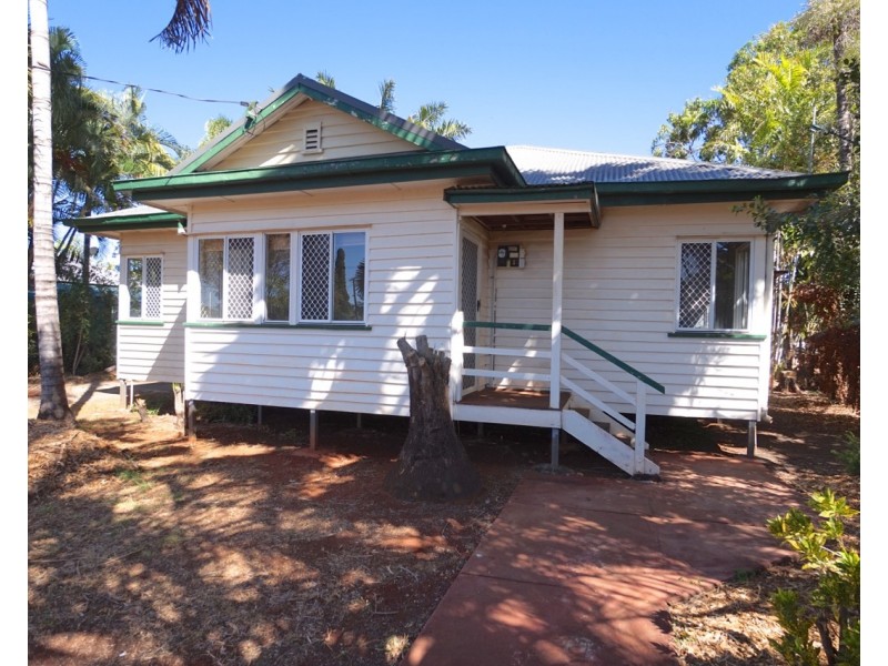 8 Rankin Street, Mareeba QLD 4880