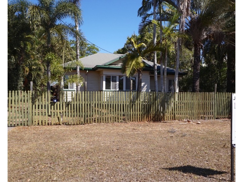 8 Rankin Street, Mareeba QLD 4880