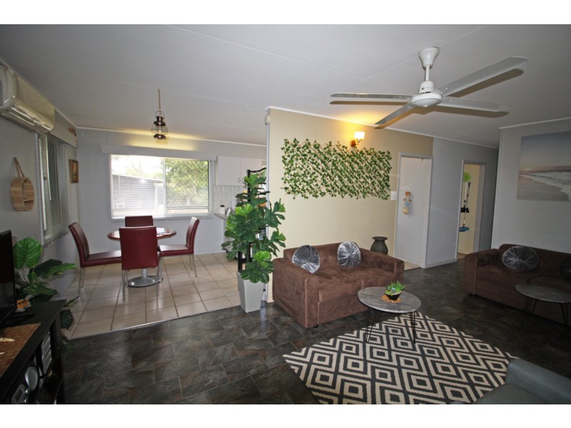 97 Vaughan Street, Mareeba QLD 4880
