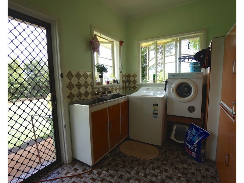 303b Byrnes Street, Mareeba QLD 4880