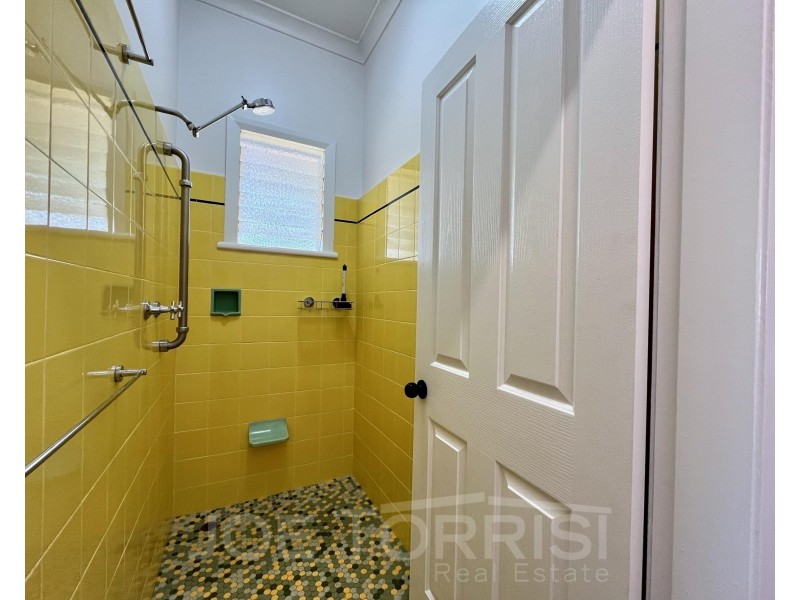 303b Byrnes Street, Mareeba QLD 4880