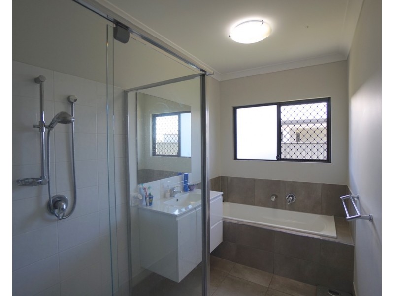 20 Karobean Drive, Mareeba QLD 4880