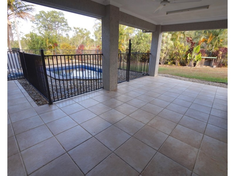 3B Rosario Close, Mareeba QLD 4880