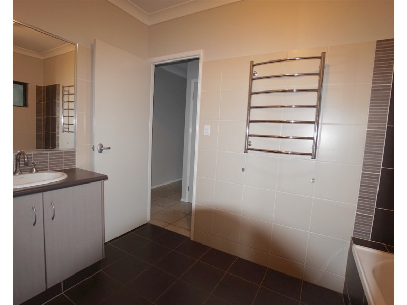 3B Rosario Close, Mareeba QLD 4880