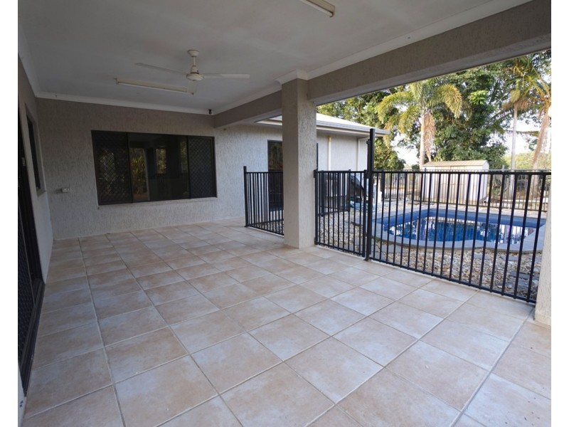 3B Rosario Close, Mareeba QLD 4880