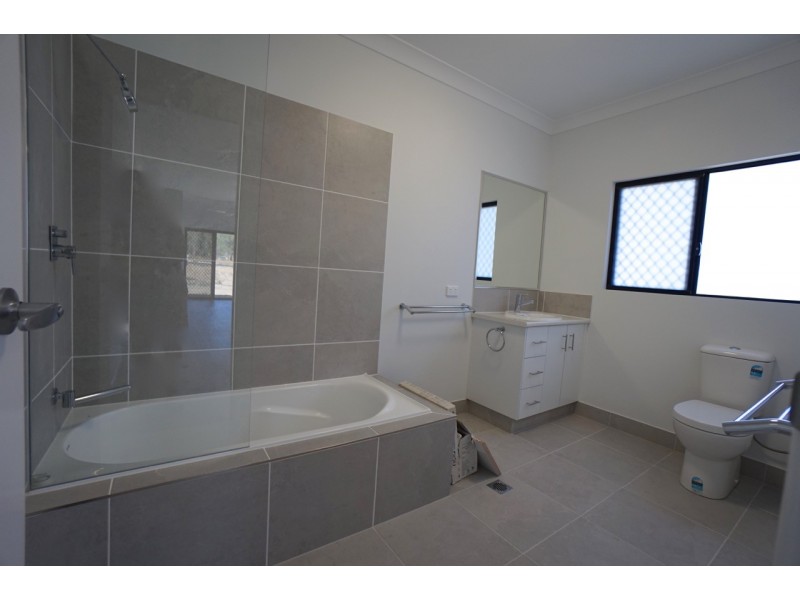 Lot 124 Macadamia Street, Mareeba QLD 4880