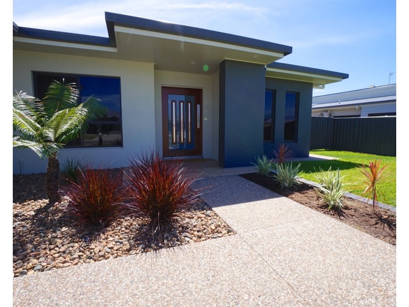 8 Allara Street, Mareeba QLD 4880