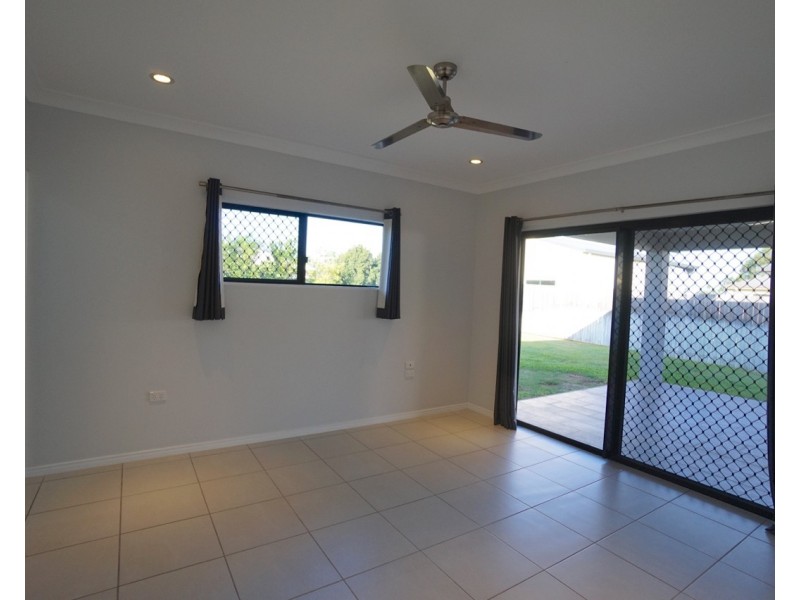 7 Wren Close, Mareeba QLD 4880