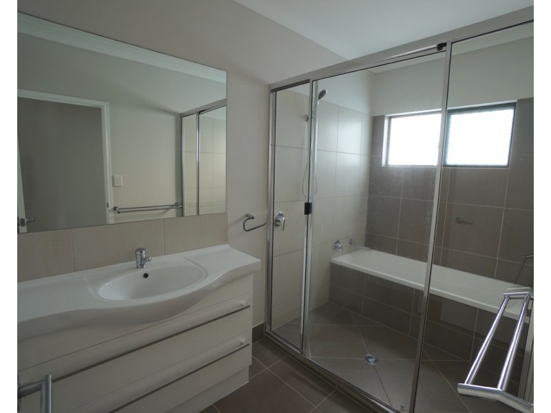 7 Wren Close, Mareeba QLD 4880