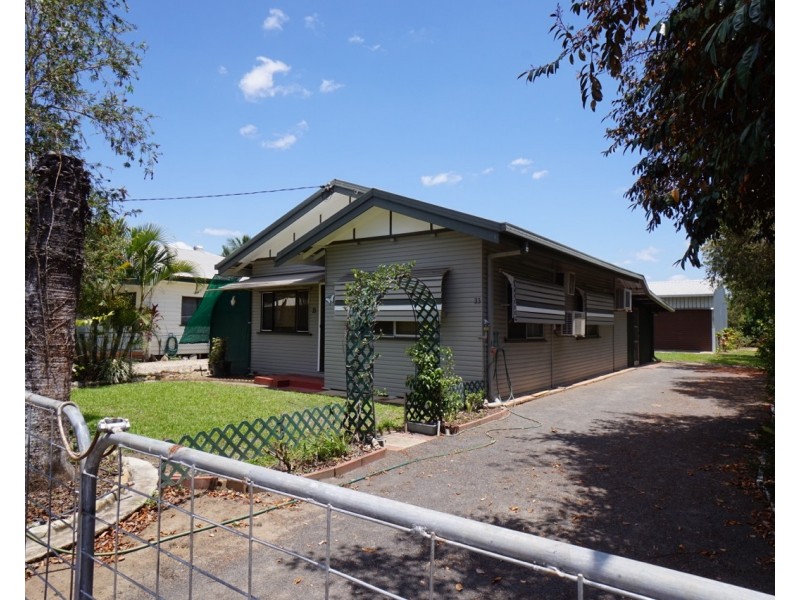 33 Robins Street, Mareeba QLD 4880