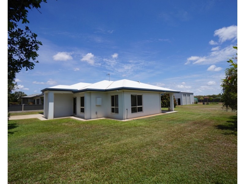 4 Joan Crescent, Mareeba QLD 4880