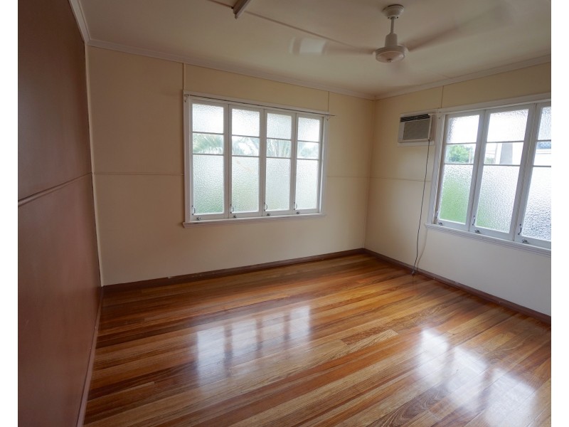 246 Walsh Street, Mareeba QLD 4880