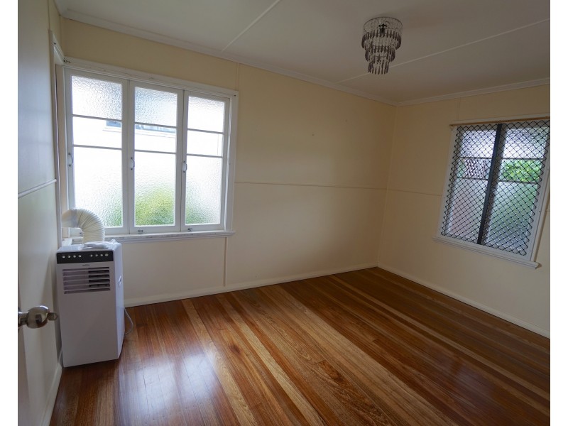 246 Walsh Street, Mareeba QLD 4880