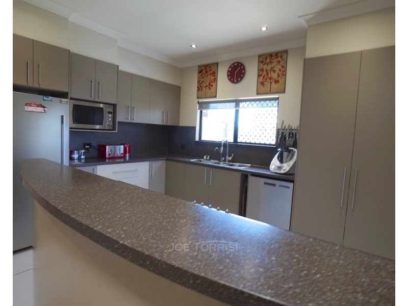 32 Jacinta Crescent, Mareeba QLD 4880